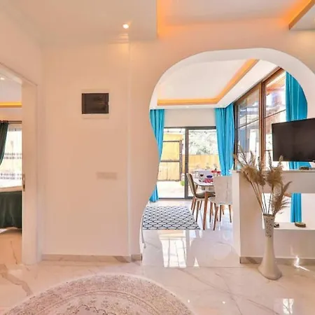 Private Pool,luxury,full Furnished-orange * Bezirgan